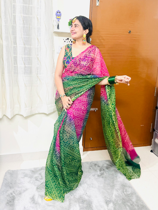 Leheriya Rani Green Saree With Aangi Style Blouse